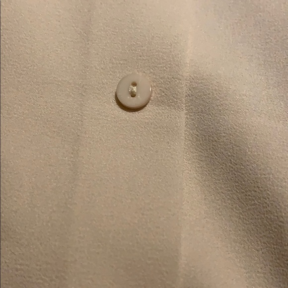 Creme button down blouse - Picture 4 of 5